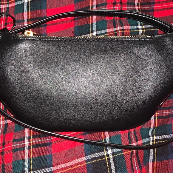 Tory Burch Fleming Soft Belt Bag - Picture 6 of 7